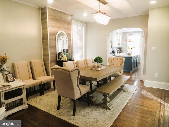 Photo - 5206 Ridge Ave