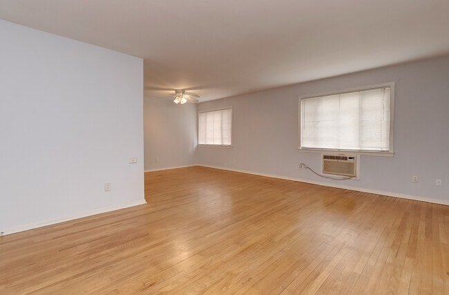 1624 Bonnie Brae