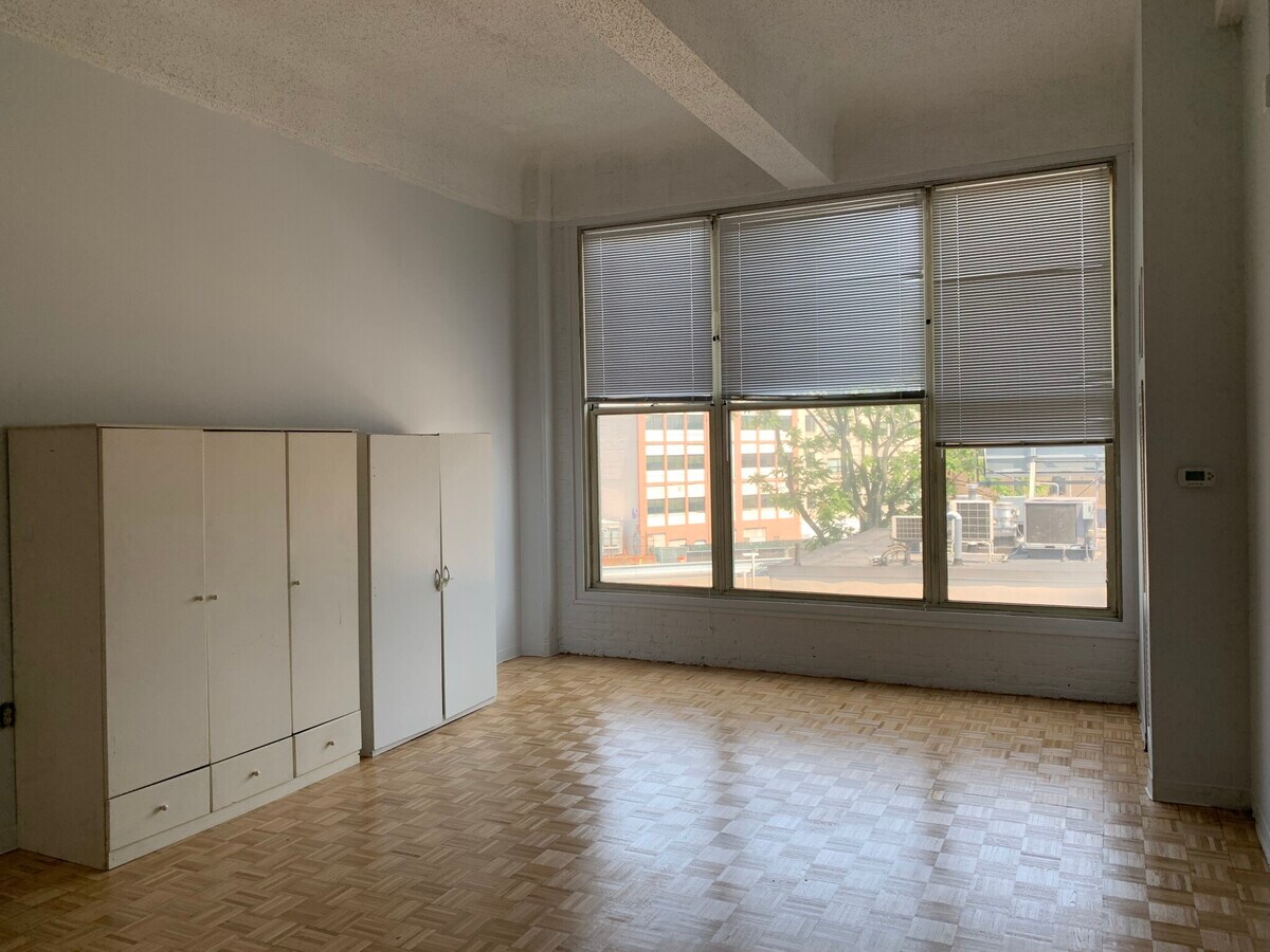 Photo - 53 Brookline Ave Unidad 211 Rental