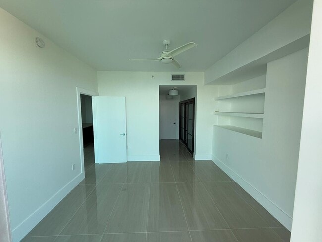 900 Biscayne Blvd Unit 2307