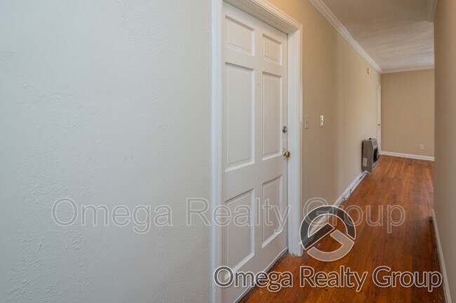 Photo - 1020 Pershing St Unit Apt D