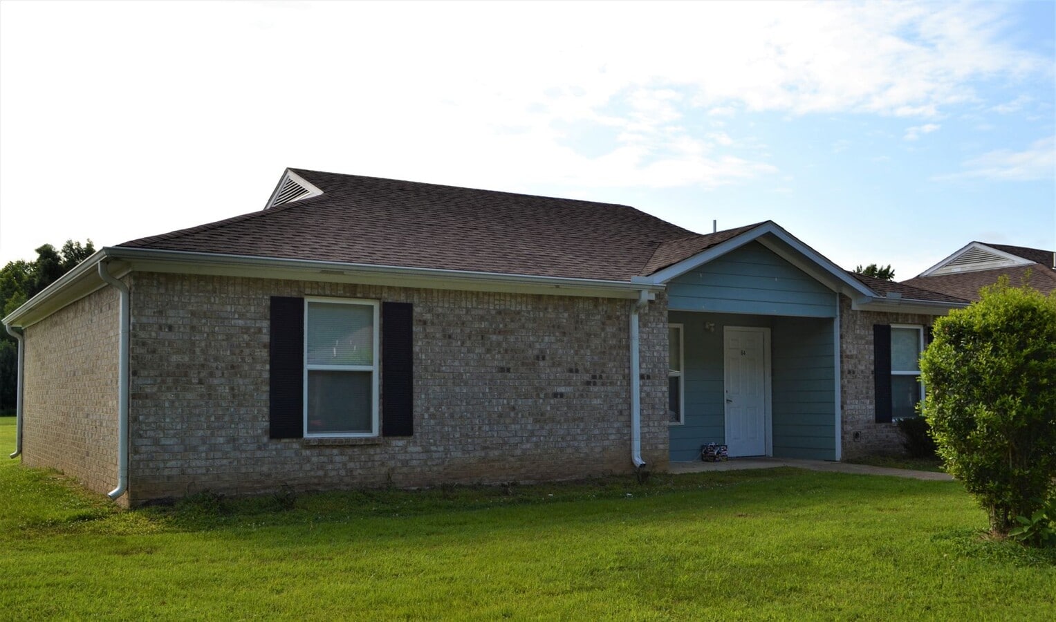uTown - Your Perfect Rental Community! - uTown - Your Perfect Rental Community! Unit 64