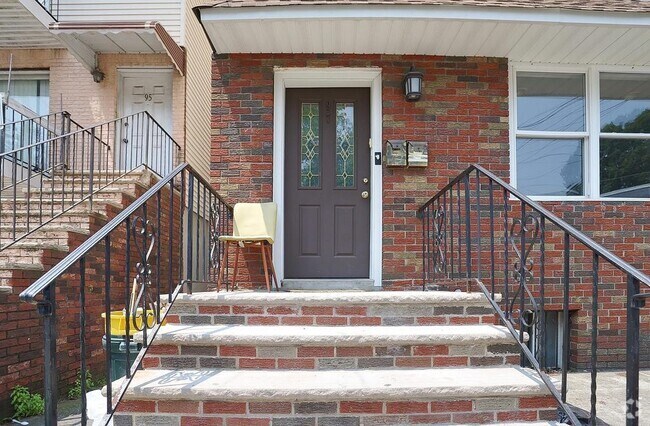 Building Photo - 97 Sanford Pl Unit 1 Rental