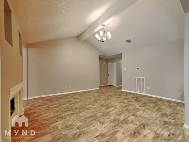 Photo - 4315 Hirschfield Rd