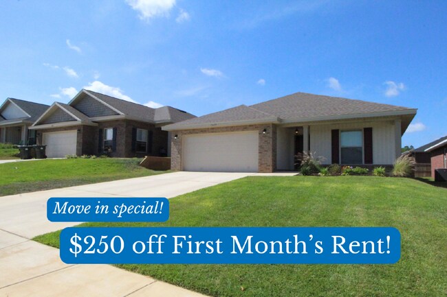 Building Photo - Ready Now!! 3-Bed/2-Bath Brick Home in Mil...
