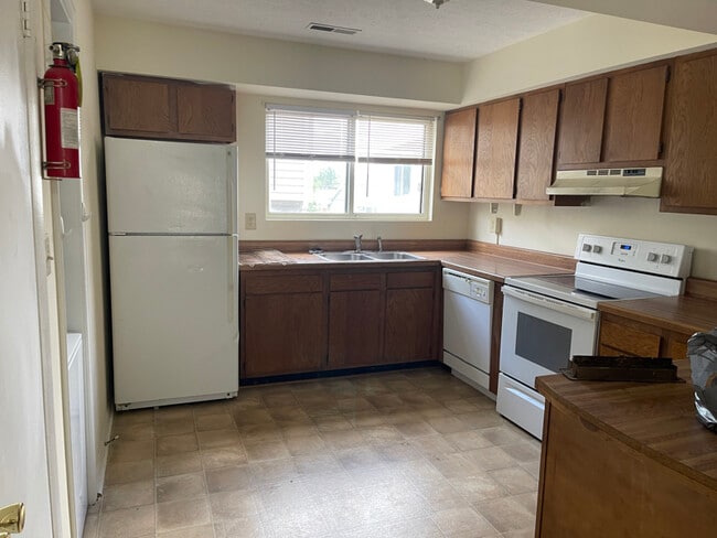 Photo - 524 Calhoun St Apartment Unit 29