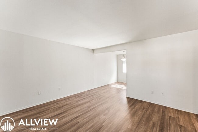 Photo - 17972 Baron Cir Unit 4