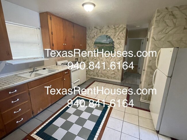 Photo - 1130A Sunset Lane