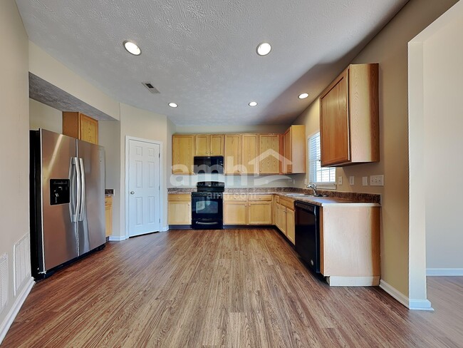 Photo - 5303 Rivers Edge Blvd