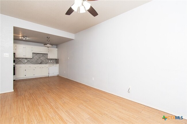 Building Photo - 4608 Bowles Dr