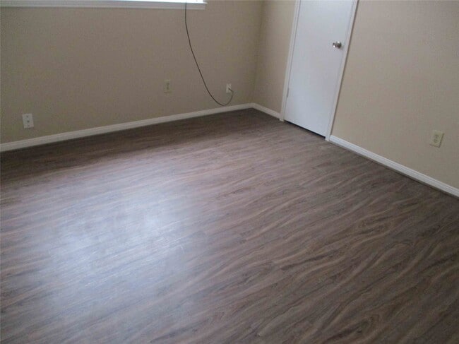 Photo - 5506 Deep Forest Dr
