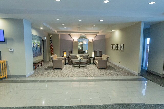 Photo - 6157 N Sheridan Rd Unit 17E