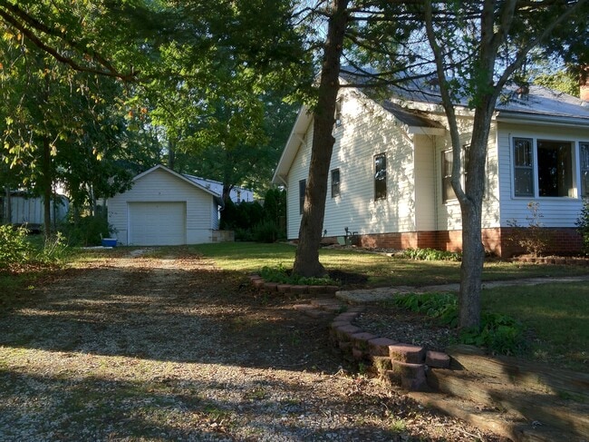 Photo - 11 Trexler Rd