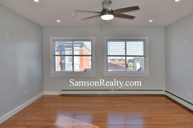 Photo - 296 Atwells Ave Unit 3C