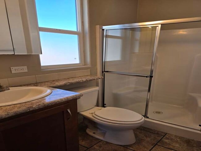 Photo - 342 S 40th St