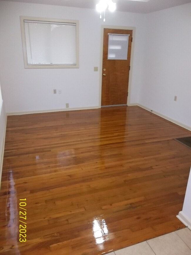 Living room - 431 E 19th St Unit A
