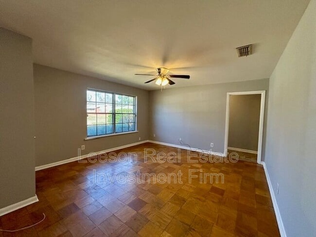 Photo - 1139 Carolina St