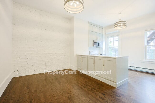 Photo - 29 E Springfield St Unidad #2 Rental