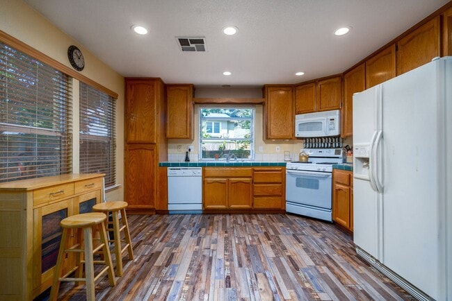 Photo - SOUTH DAVIS GEM