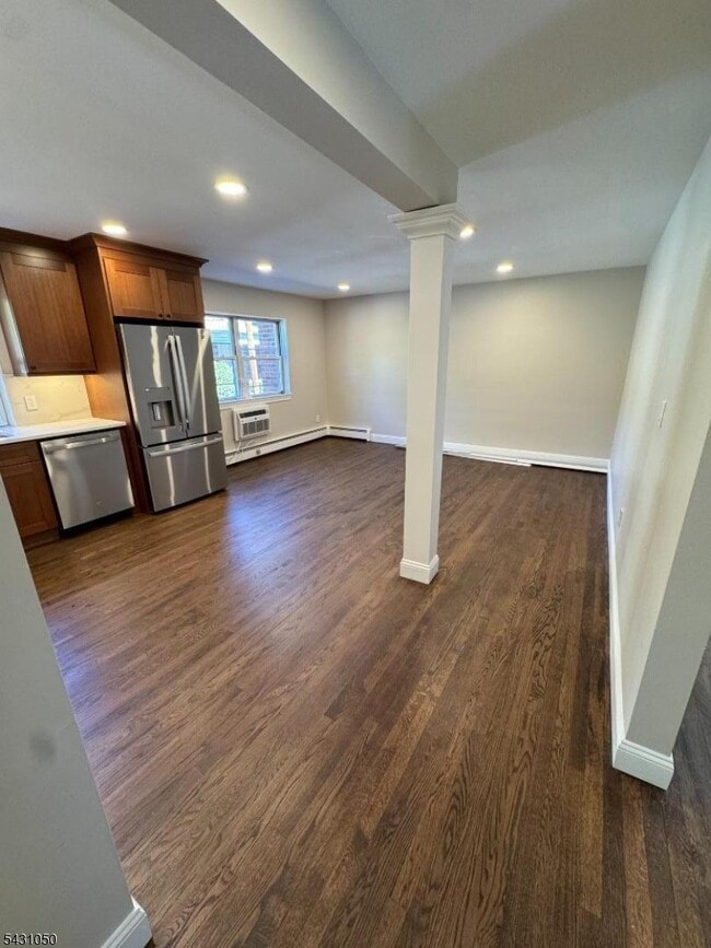 Photo - 93 Centre St Unit 5B