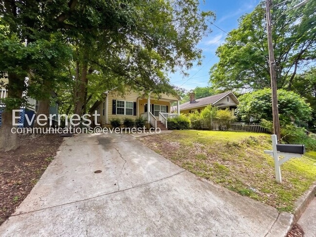 Photo - 1725 Church St NW