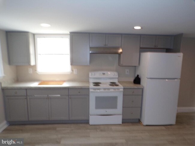 Photo - 2452 Hopewell Rd