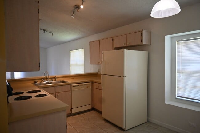 Photo - 1513 Rivers Edge Dr