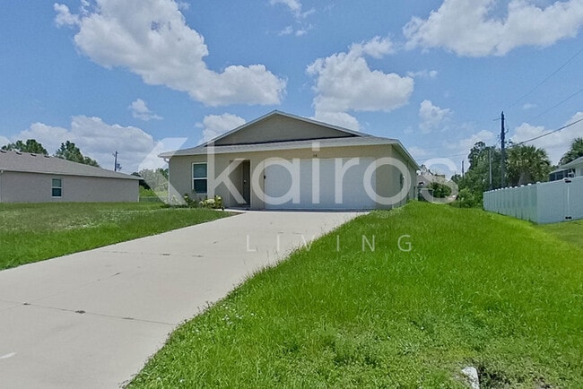 Photo - 158 Snedeker St