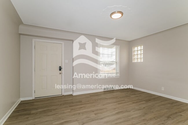 Photo - 2370 S Milton Ave