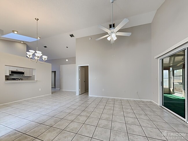 Photo - 4022 37th St Ct W