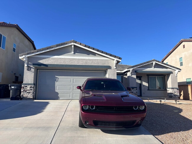 Photo - 3421 Andrew Ave