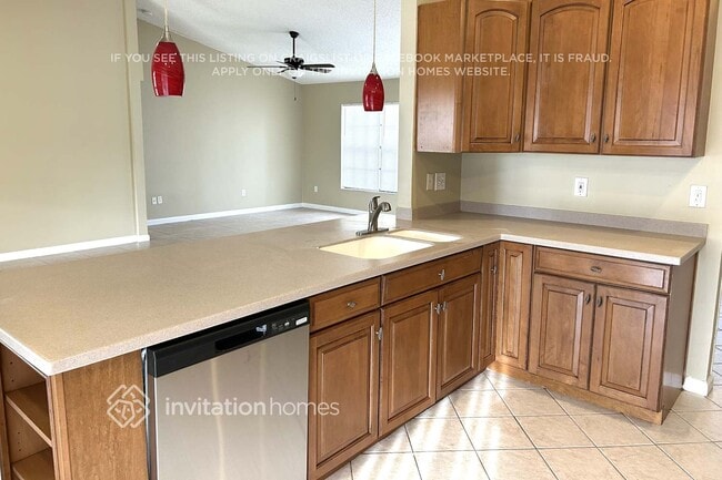 Photo - 1410 SW 3rd Ave