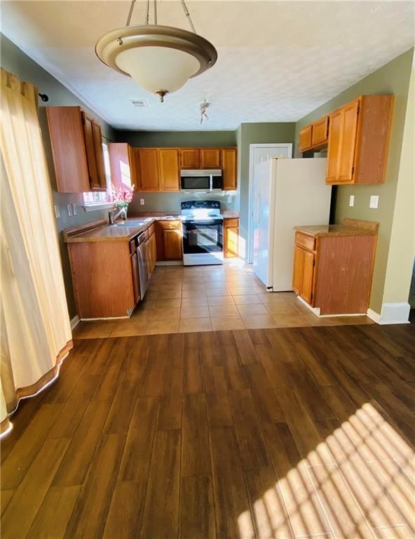 Photo - 4280 Hathaway Ct NW