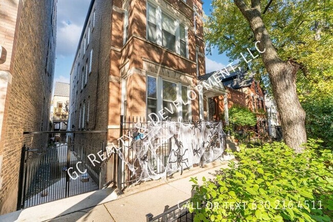 Photo - 1924 N Honore St Unidad 3F