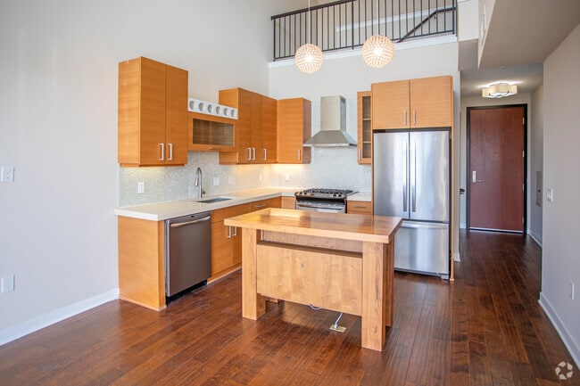 2BR, 2BA, Loft - 1,020SF