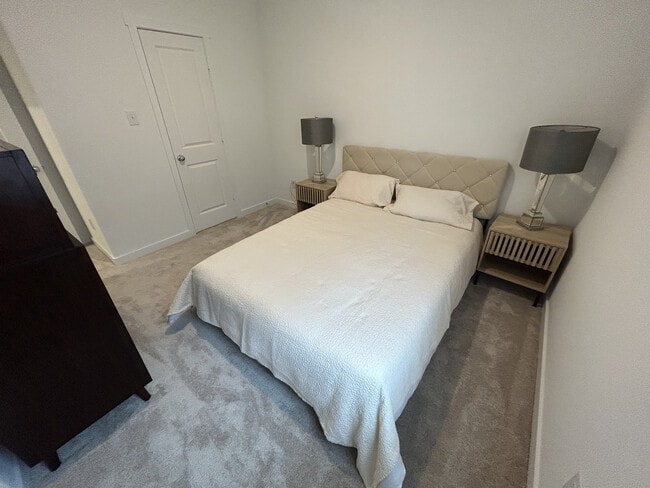 Photo - 1812 White Ash Wy