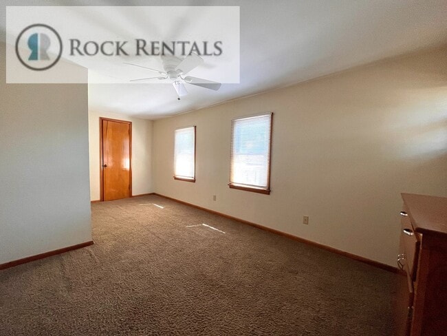 Photo - 718 N Poplar St