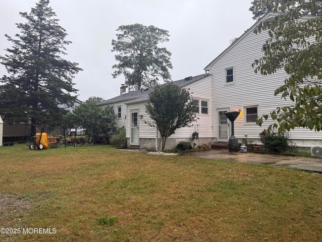 Photo - 138 Ampere Ave