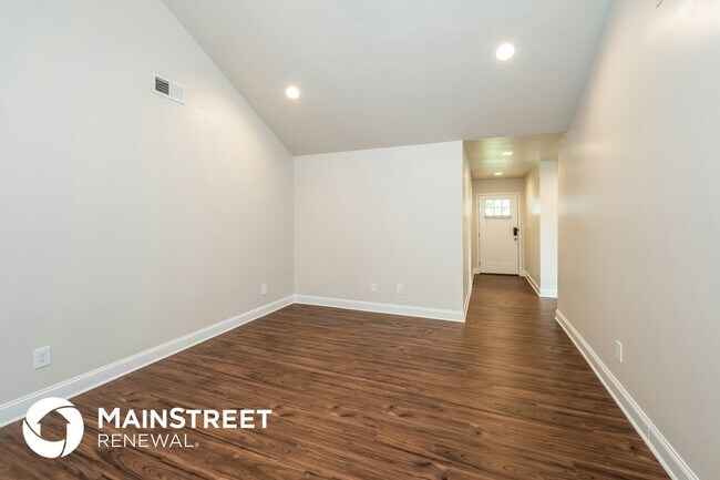 Photo - 155 Earl Owens Dr