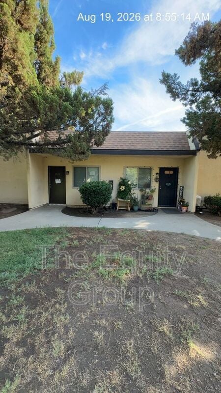 Photo - 1322 W Elowin Ave