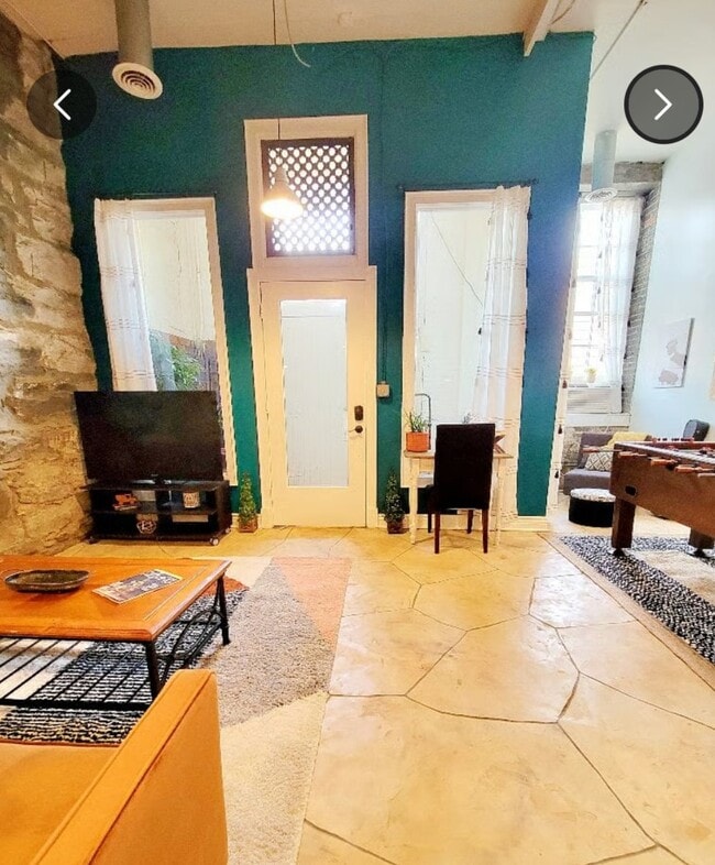 Photo - 1009 Jefferson St Unidad A1