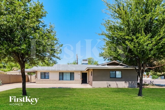 Building Photo - 7156 N 17th Dr