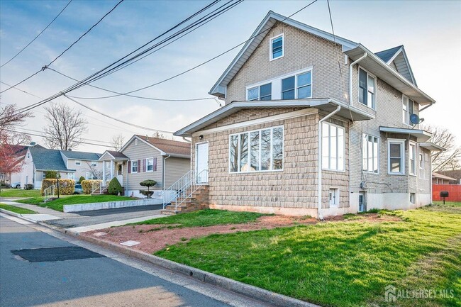36 2nd Ave Unidad B