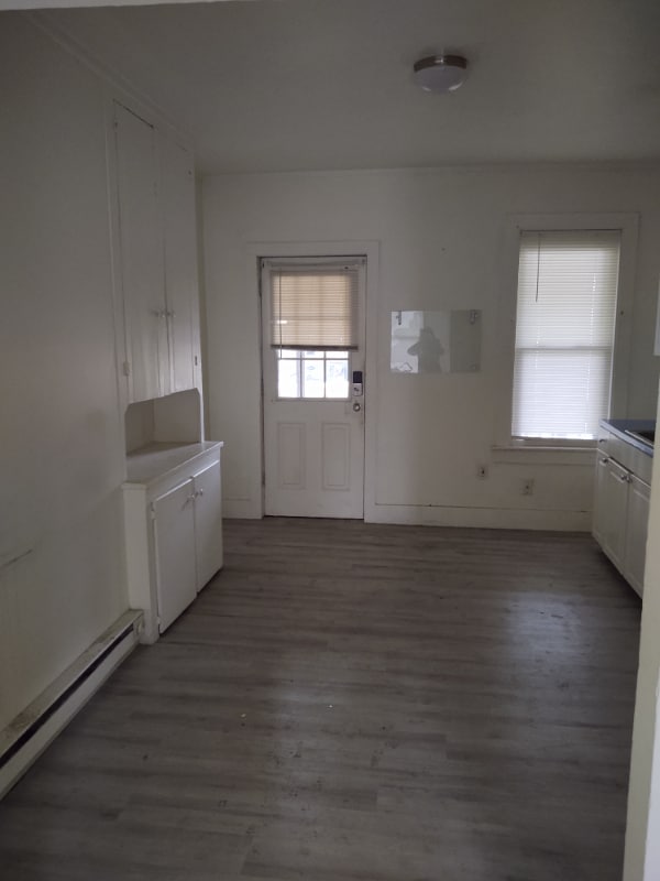 Photo - 52 Hallet St