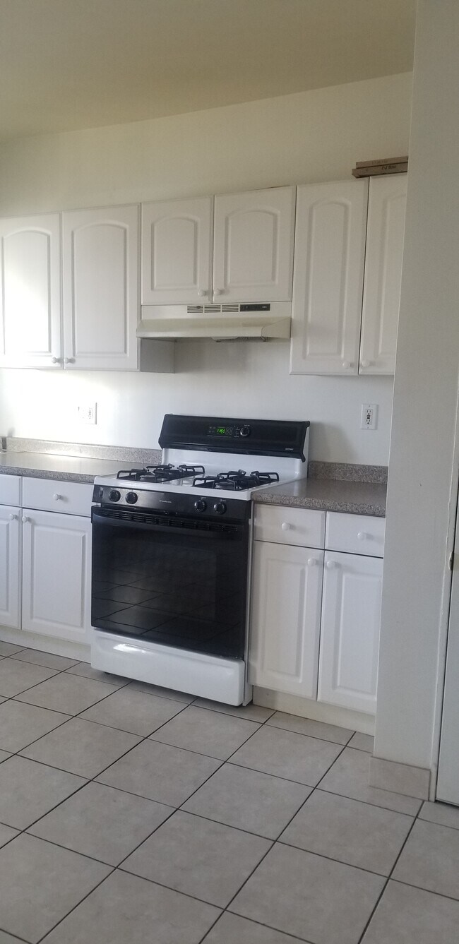 Photo - 211 White St Unidad 2R