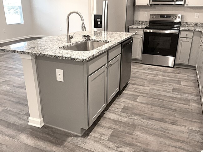 Photo - 3120 Emberly Dr