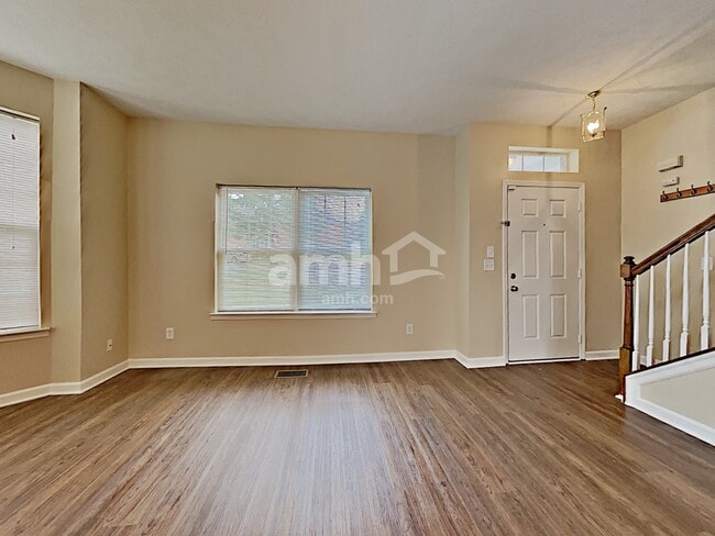 Photo - 221 Scarlet Ridge Ct