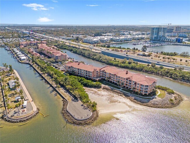 Building Photo - 5000 Culbreath Key Way Unit 4-204