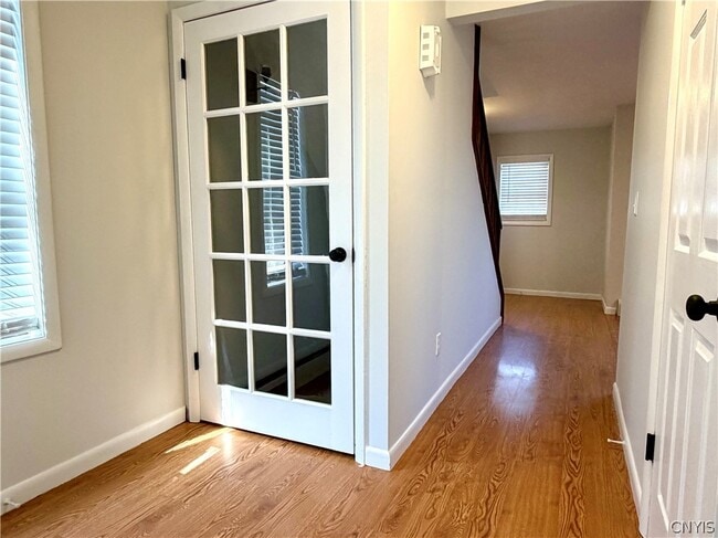 Photo - 14 Pond Path