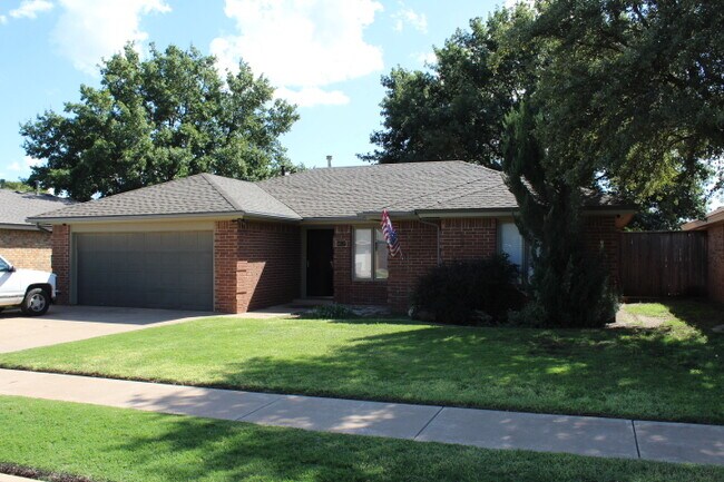 Photo - 5607 87th Pl